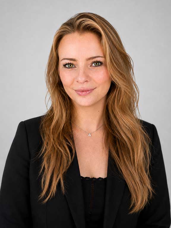 Audrey Rhea image