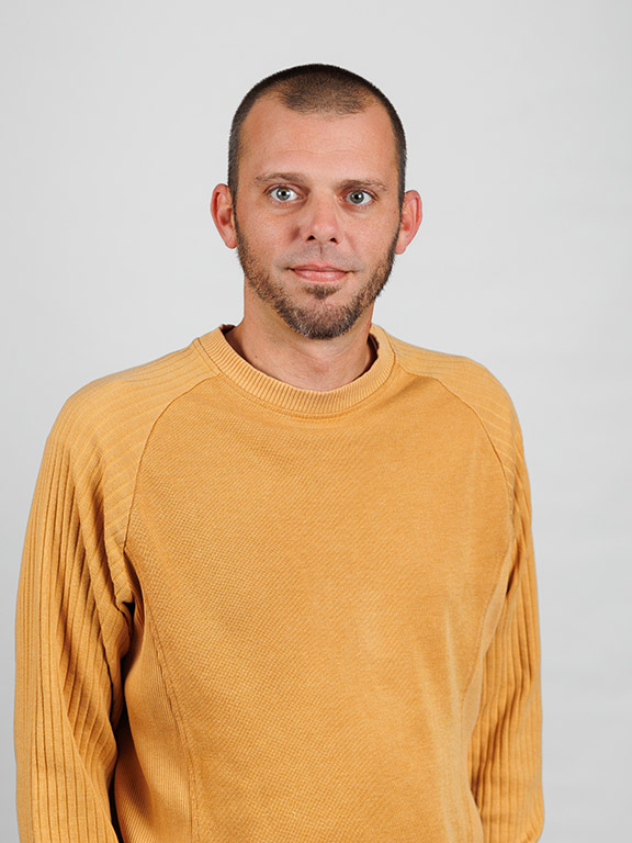 Chris Mitchell image