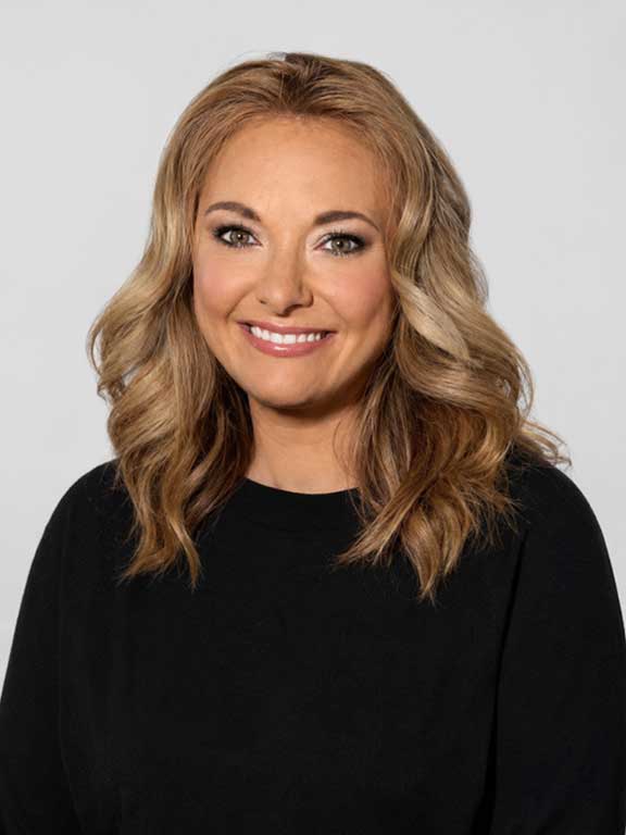 Kim Simpson image